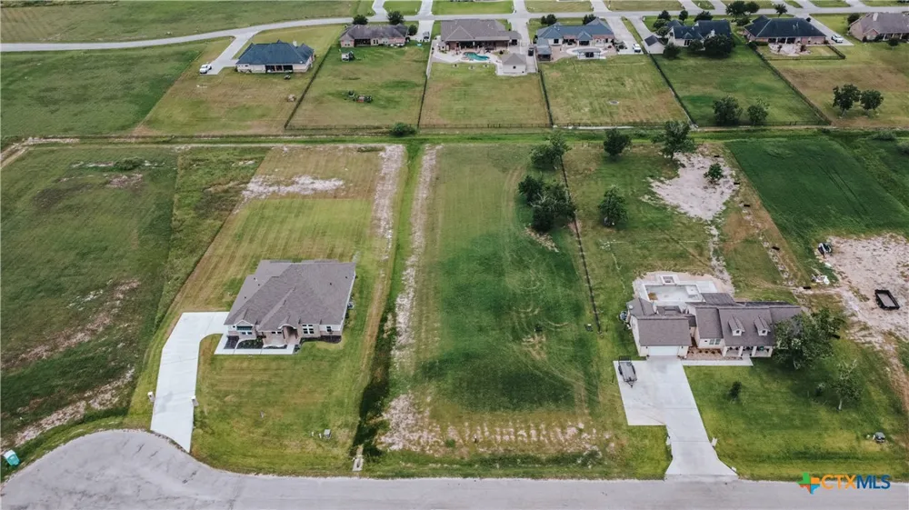 664 Dayspring Victoria, TX 77904