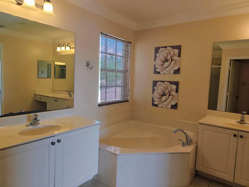 624 Garden Cress Trail Royal Palm Beach, FL 33411