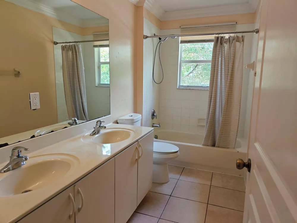 624 Garden Cress Trail Royal Palm Beach, FL 33411