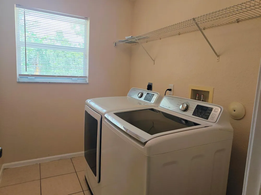 624 Garden Cress Trail Royal Palm Beach, FL 33411