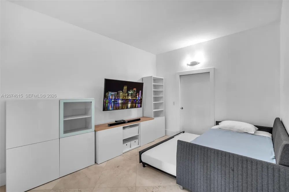 251 Crandon Blvd #431 Key Biscayne, FL 33149