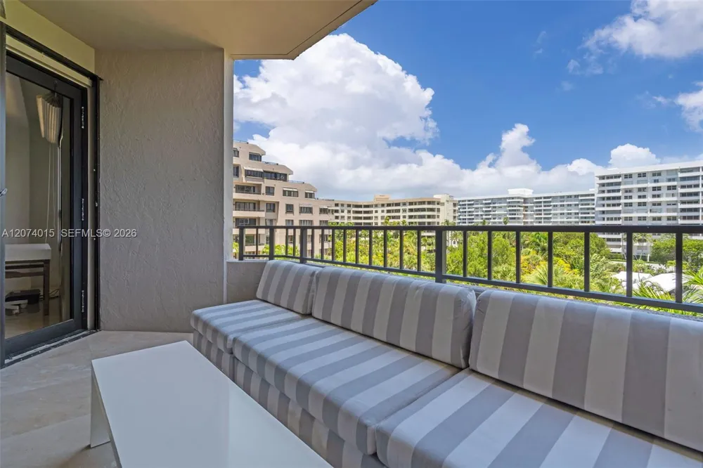 251 Crandon Blvd #431 Key Biscayne, FL 33149