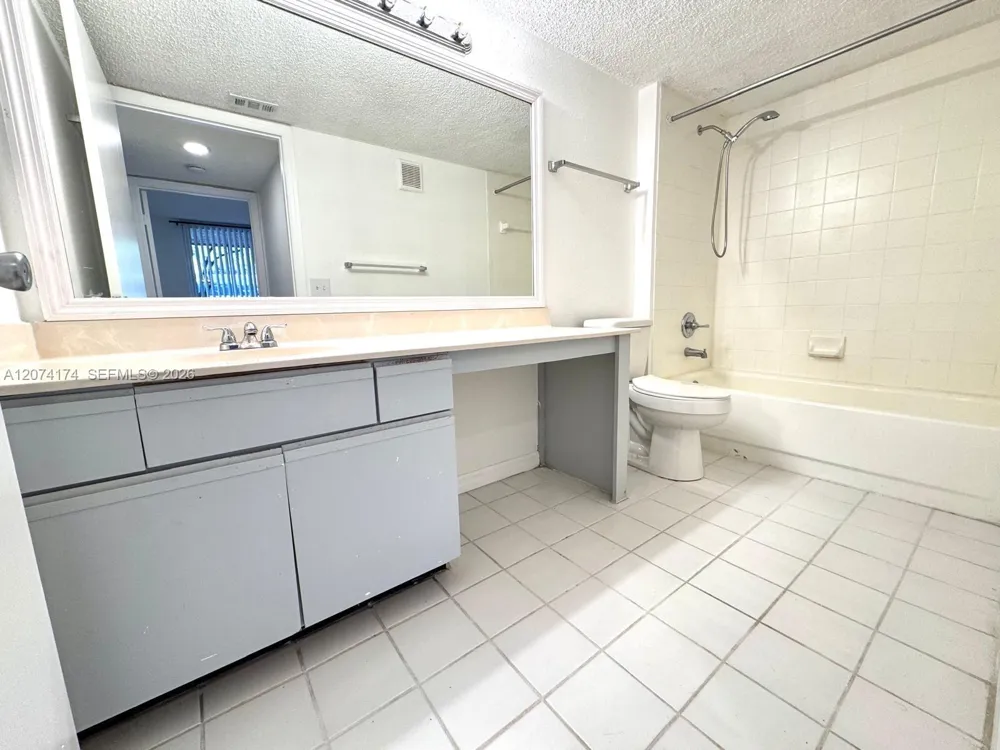 4045 W Mcnab Rd #G106 Pompano Beach, FL 33069