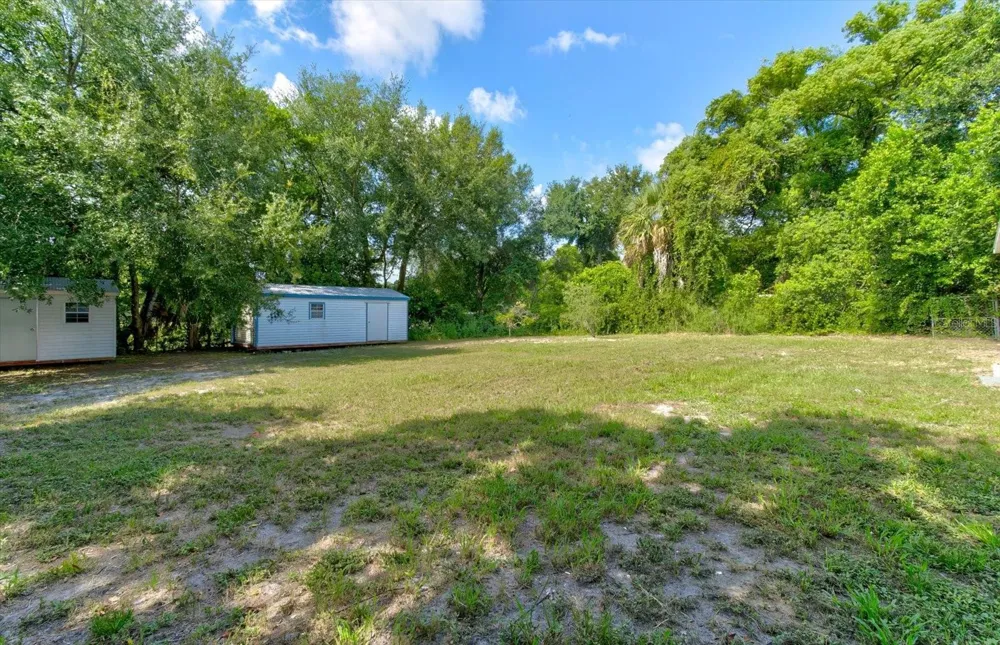 47 DAHLIA DRIVE Debary, FL 32713