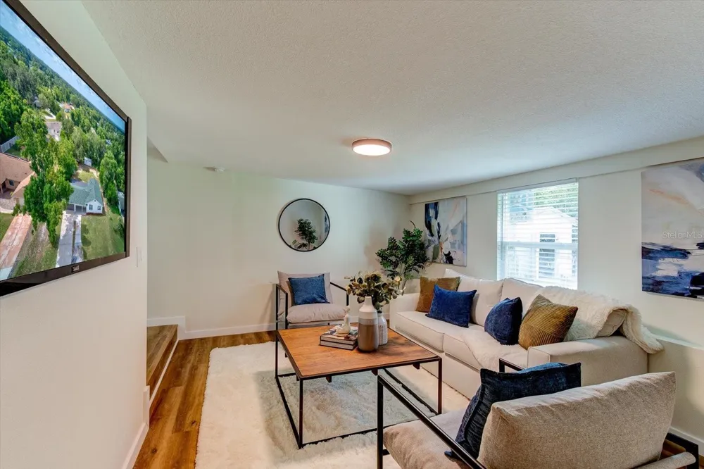 47 DAHLIA DRIVE Debary, FL 32713