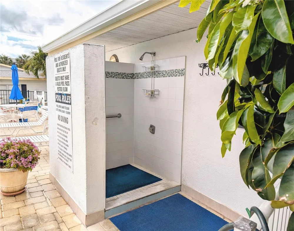 1531 LEISURE DRIVE #F-3 Bradenton, FL 34207