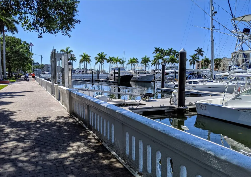 1531 LEISURE DRIVE #F-3 Bradenton, FL 34207