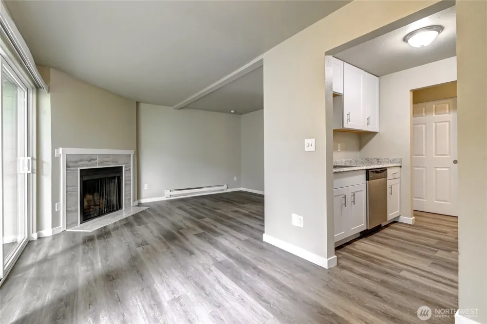 1102 8th Street NE #6 Auburn, WA 98002
