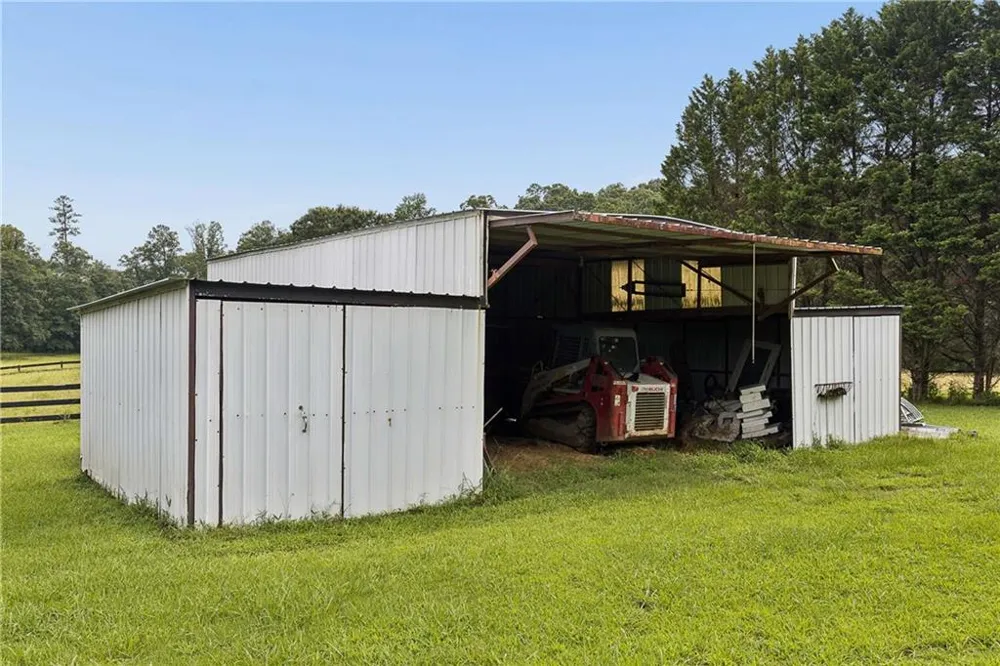 1736 Harmony Grove Church Road Acworth, GA 30101