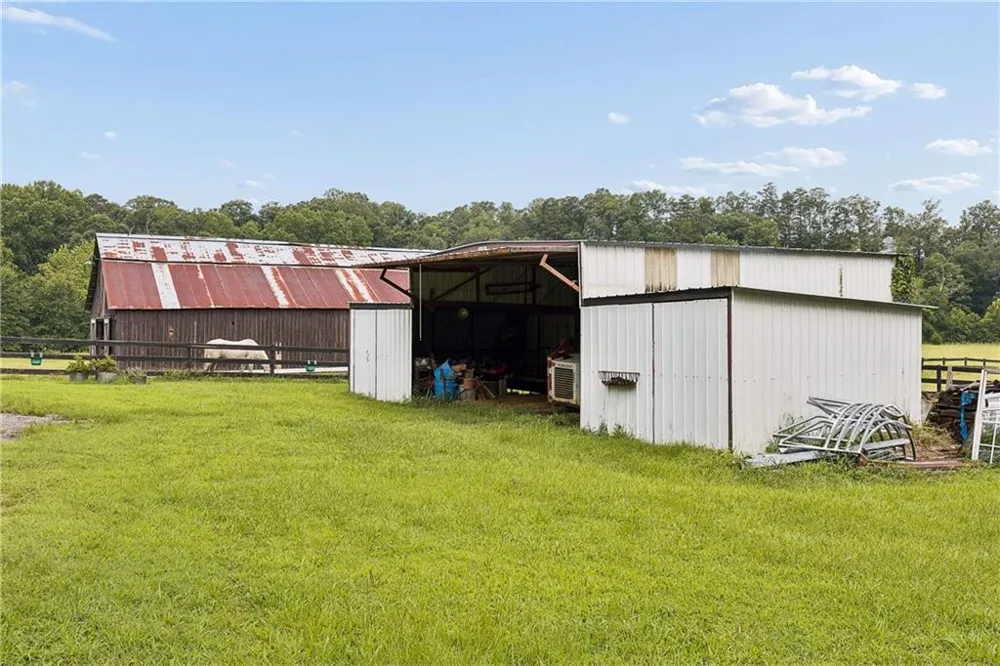 1736 Harmony Grove Church Road Acworth, GA 30101