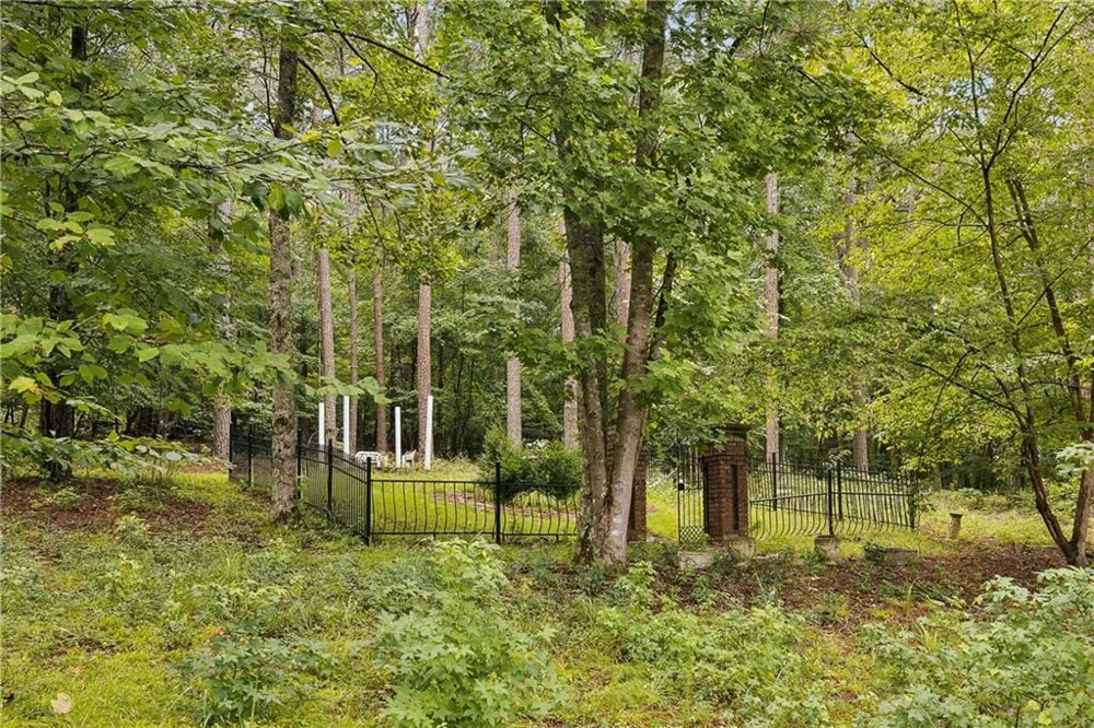 1736 Harmony Grove Church Road Acworth, GA 30101