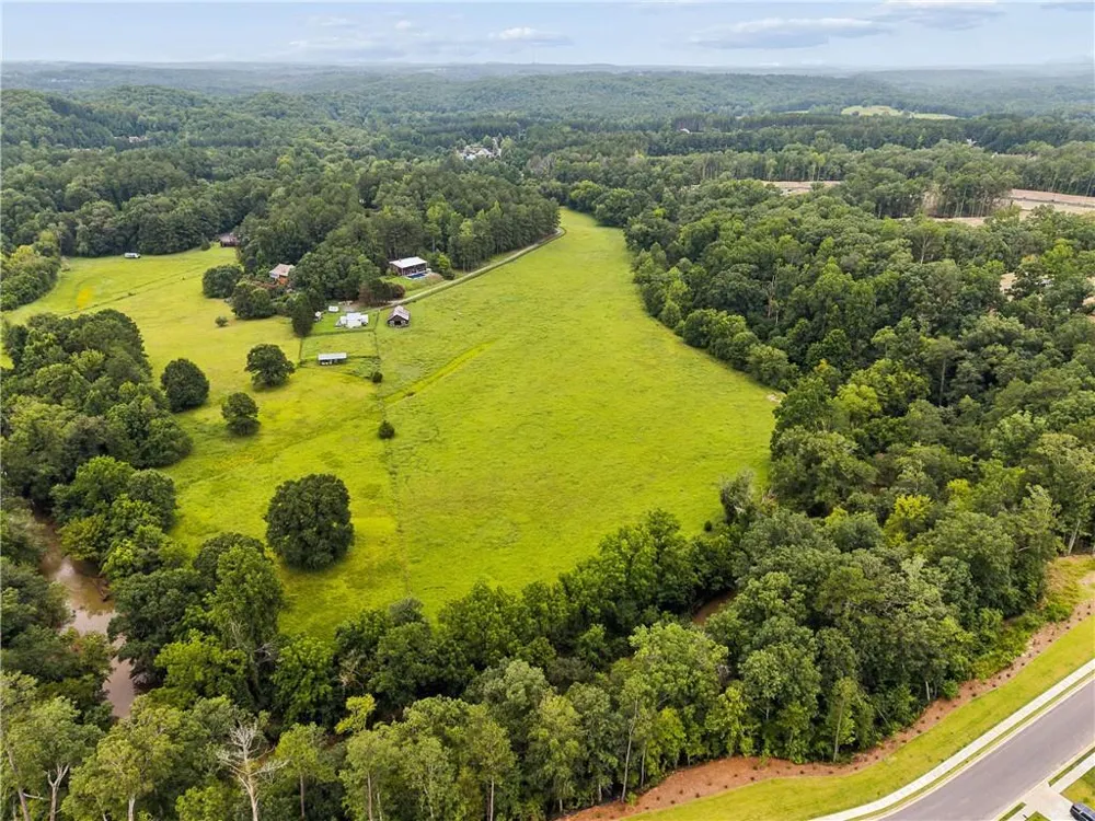 1736 Harmony Grove Church Road Acworth, GA 30101