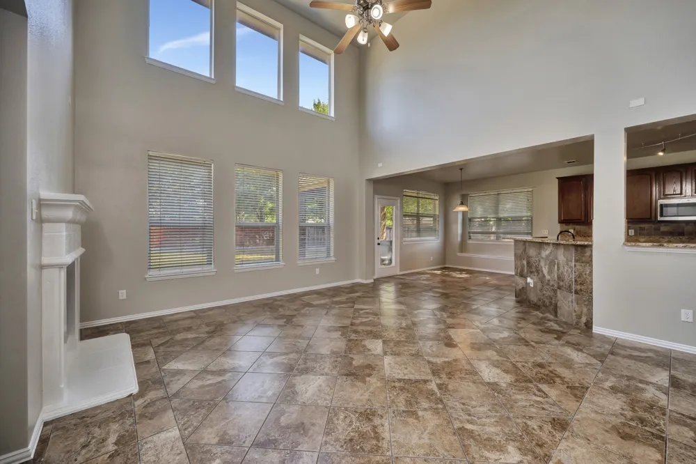 844 Sequoia Way Saginaw, TX 76131