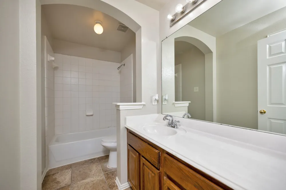 844 Sequoia Way Saginaw, TX 76131