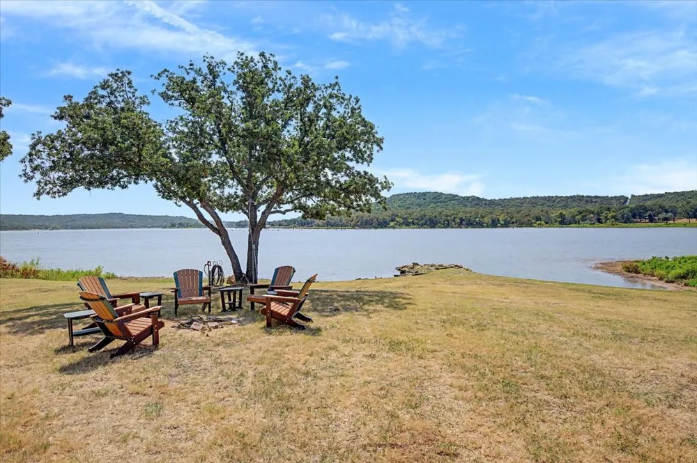 2789 Hanging Tree Road Bowie, TX 76230