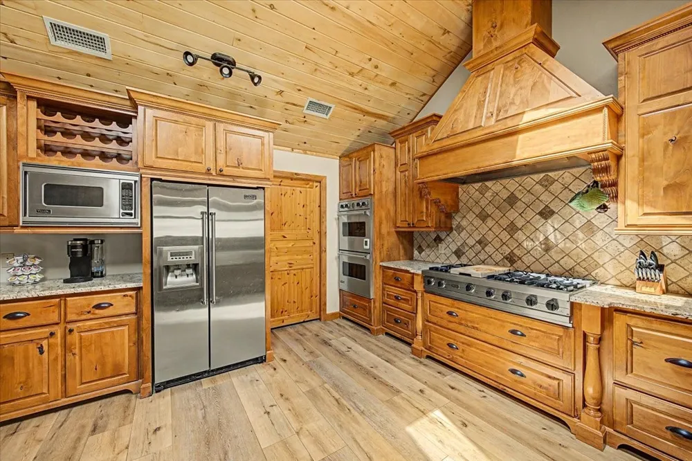 2789 Hanging Tree Road Bowie, TX 76230