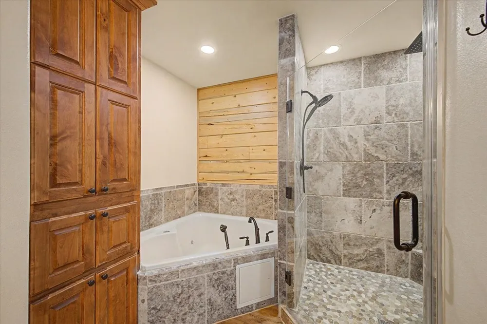 2789 Hanging Tree Road Bowie, TX 76230