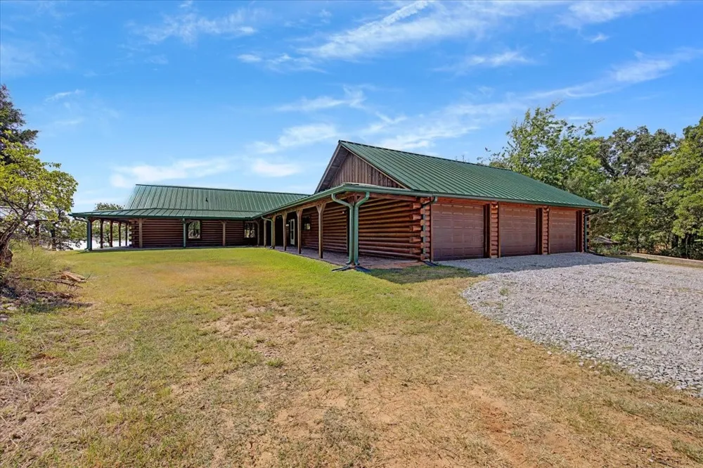 2789 Hanging Tree Road Bowie, TX 76230