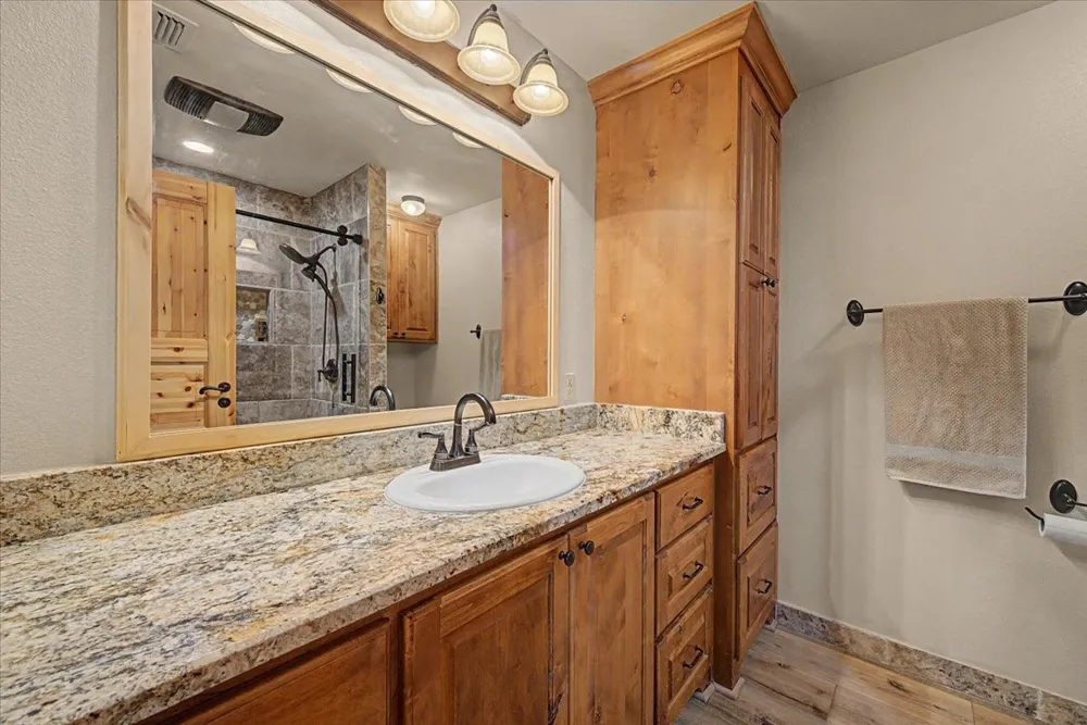 2789 Hanging Tree Road Bowie, TX 76230