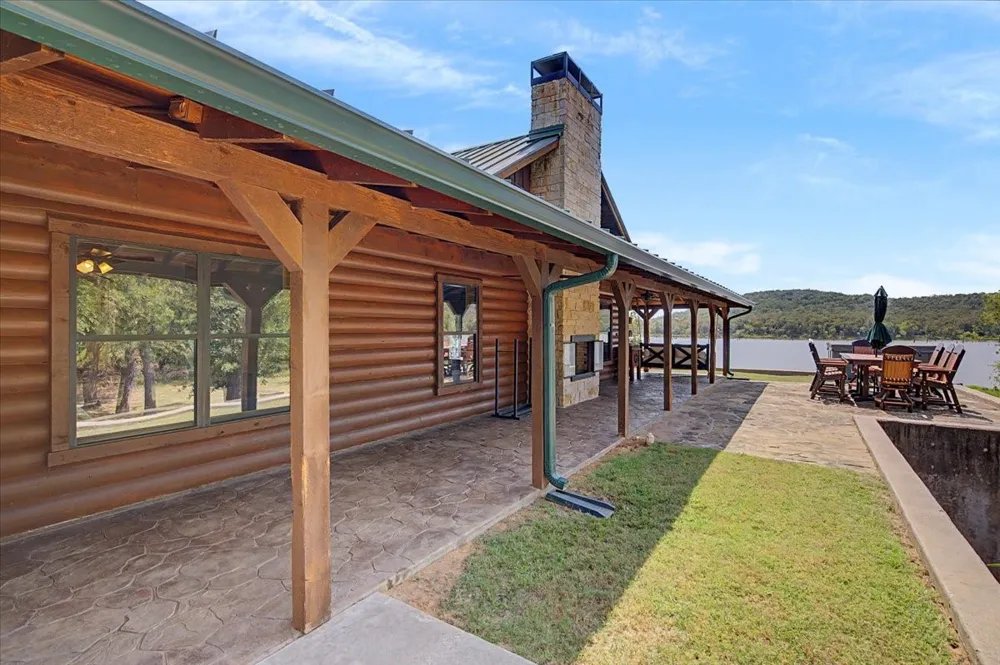 2789 Hanging Tree Road Bowie, TX 76230