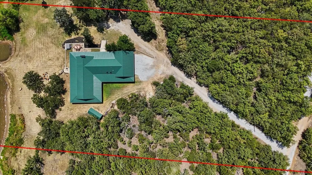 2789 Hanging Tree Road Bowie, TX 76230