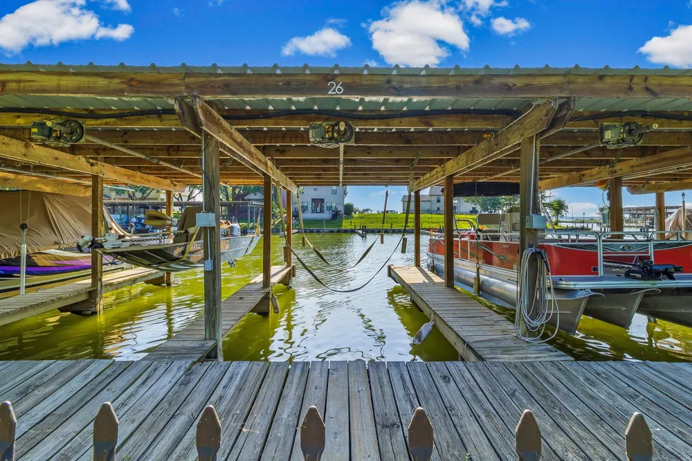 185 Bayview Lane Livingston, TX 77351