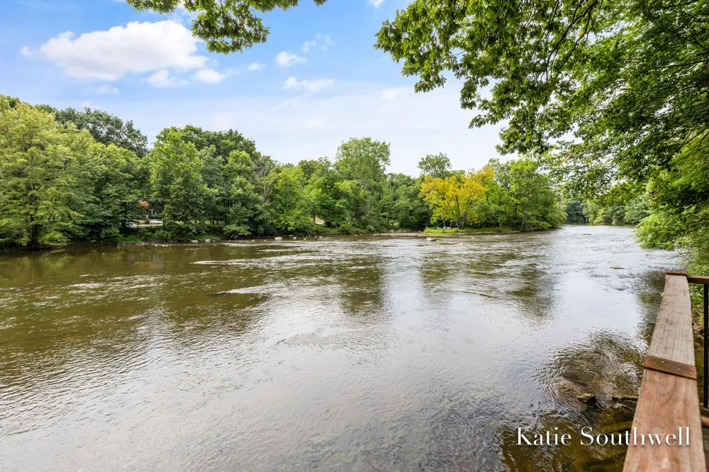 7320 Valhalla Drive SE Alto, MI 49302