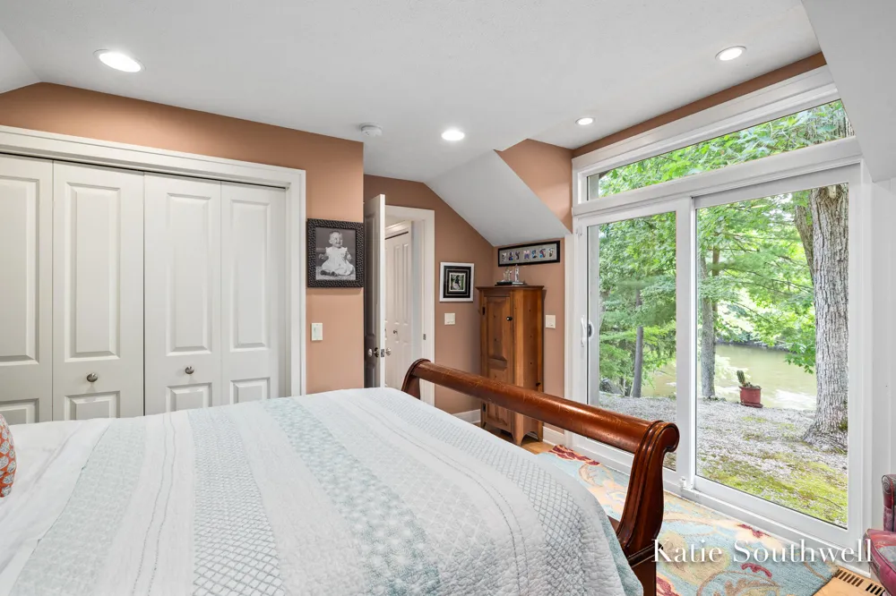 7320 Valhalla Drive SE Alto, MI 49302