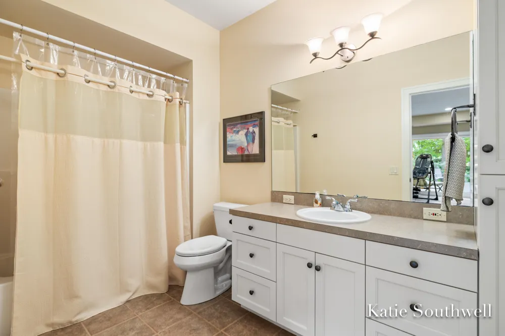 7320 Valhalla Drive SE Alto, MI 49302