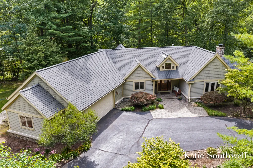 7320 Valhalla Drive SE Alto, MI 49302