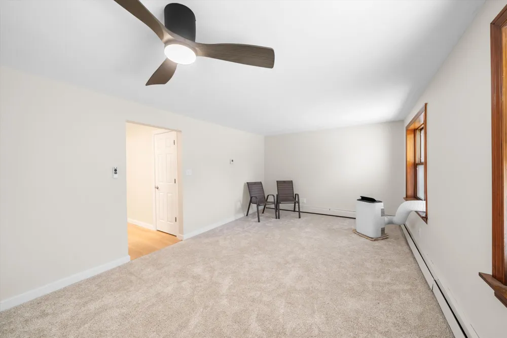 1040 Wayne Road Westland, MI 48185