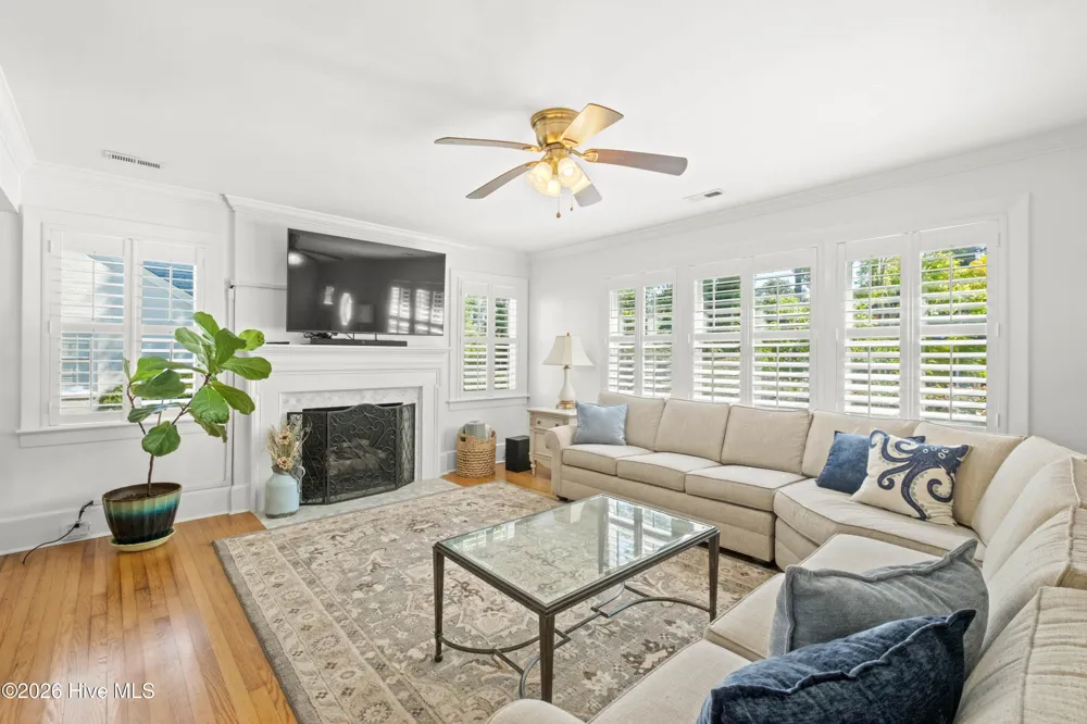 308 Wayne Drive Wilmington, NC 28403