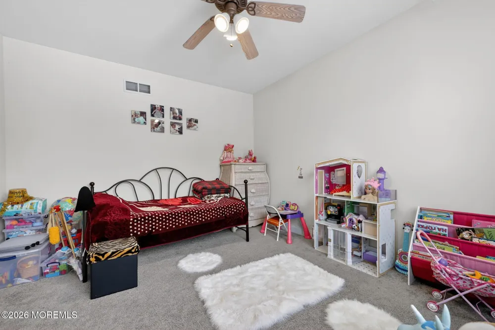 153 Sandra Way Franklinville, NJ 08322