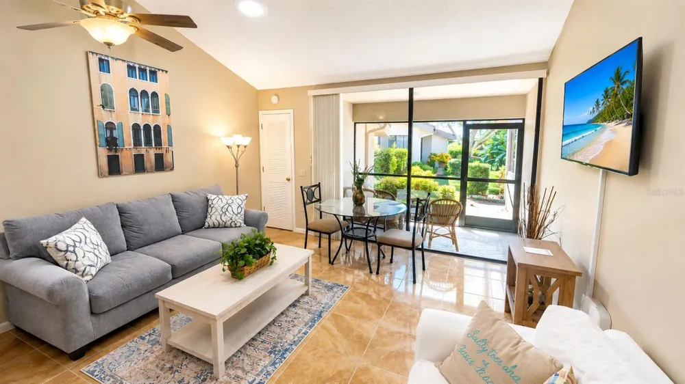 4542 MORNINGSIDE #39 Sarasota, FL 34235