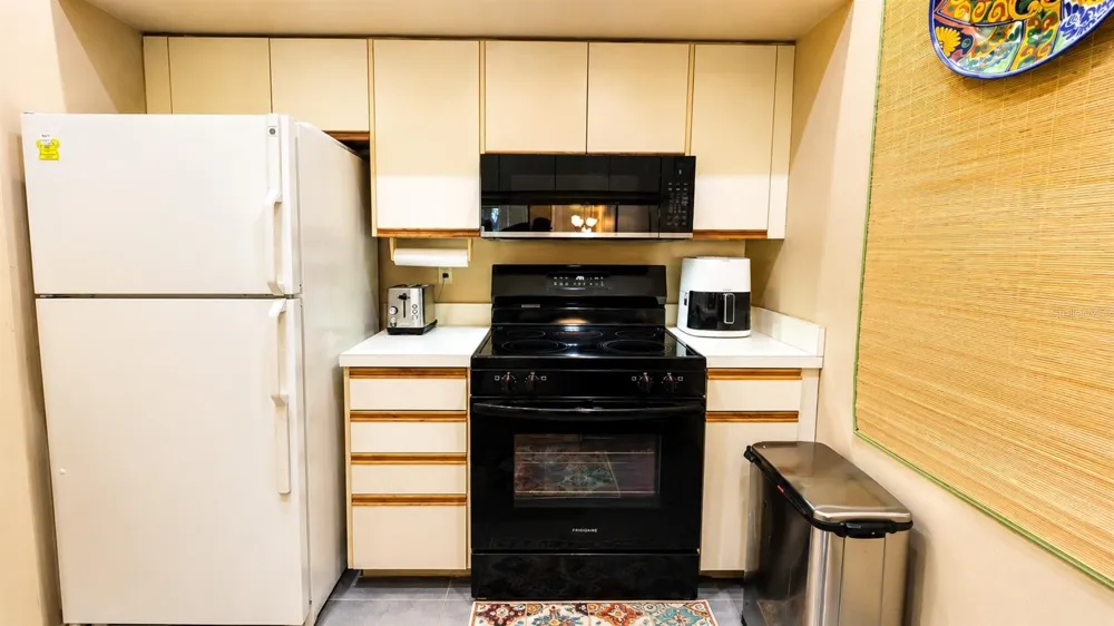 4542 MORNINGSIDE #39 Sarasota, FL 34235