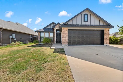 10816 Kestrel Court