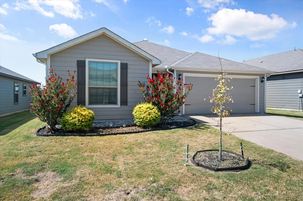 114 Bush Drive Venus, TX 76084