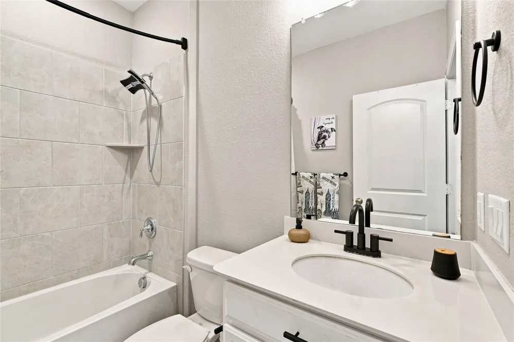 703 Liner Lane Fate, TX 75087
