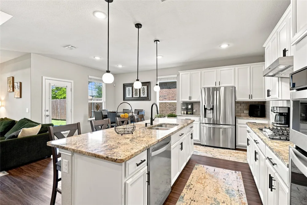 703 Liner Lane Fate, TX 75087
