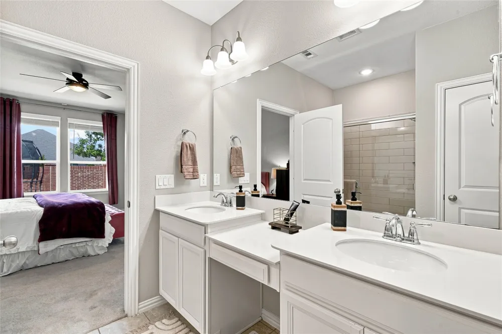 703 Liner Lane Fate, TX 75087