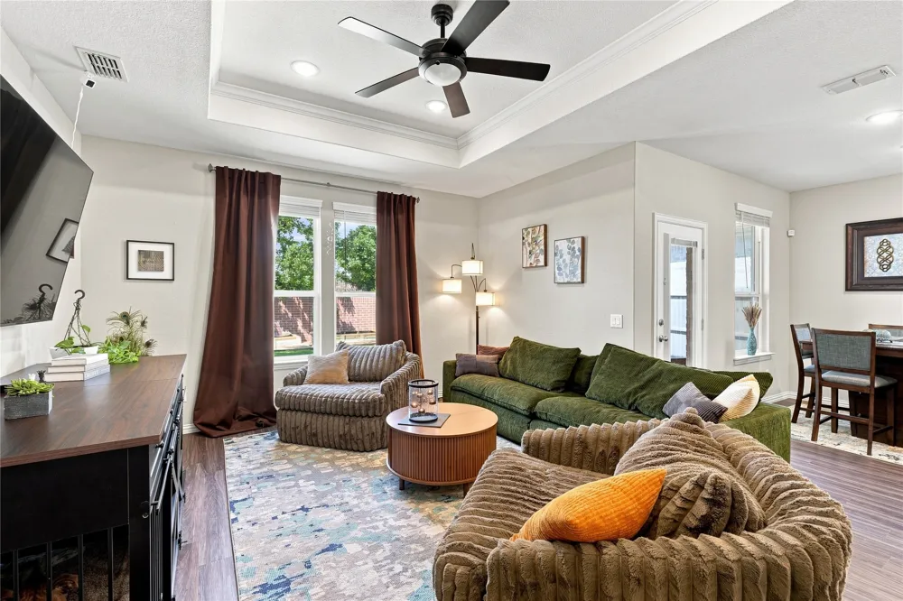703 Liner Lane Fate, TX 75087
