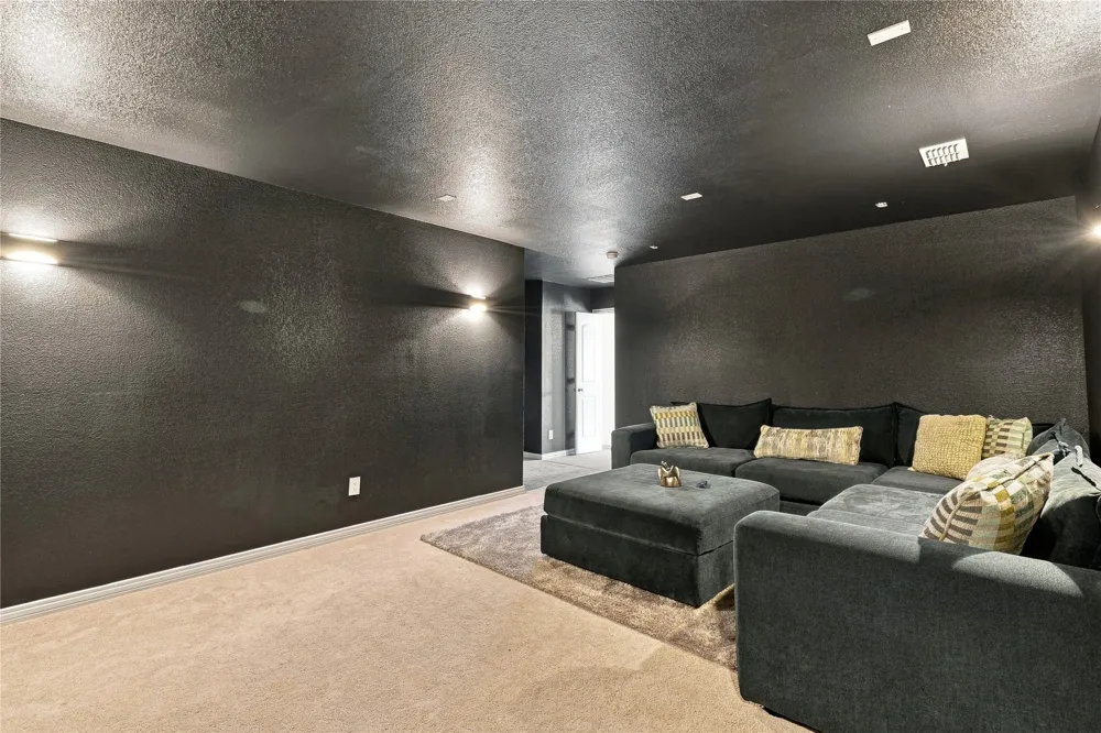 703 Liner Lane Fate, TX 75087