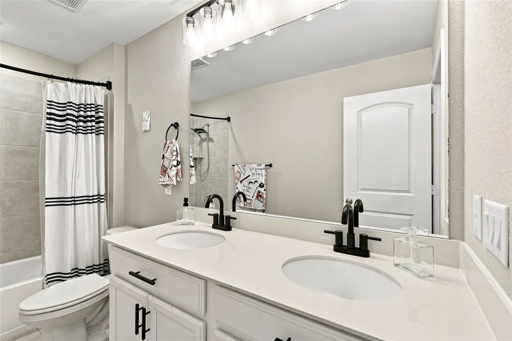 703 Liner Lane Fate, TX 75087