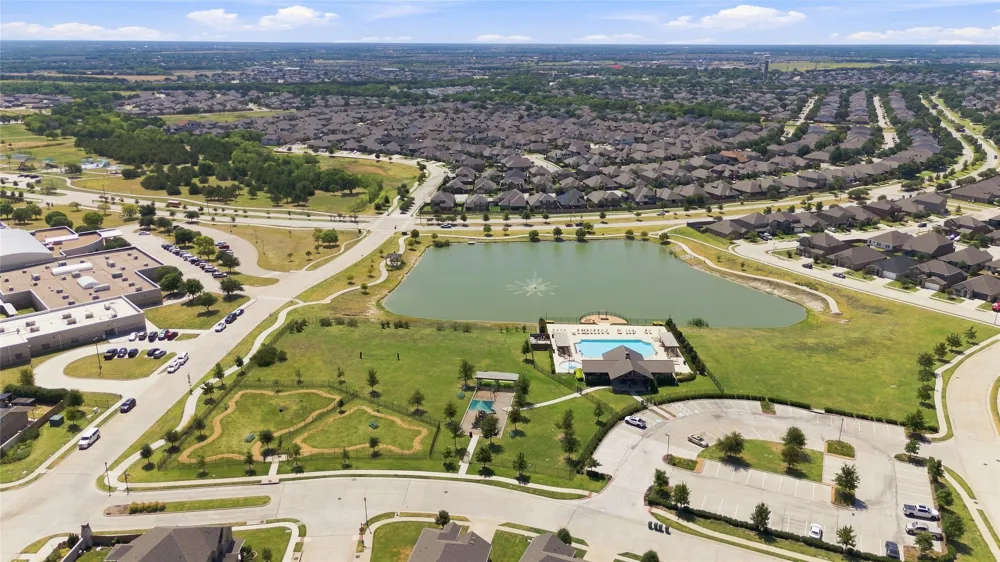 703 Liner Lane Fate, TX 75087