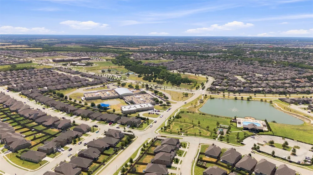 703 Liner Lane Fate, TX 75087