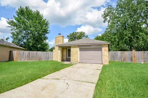 8607 Crystal Cove Circle