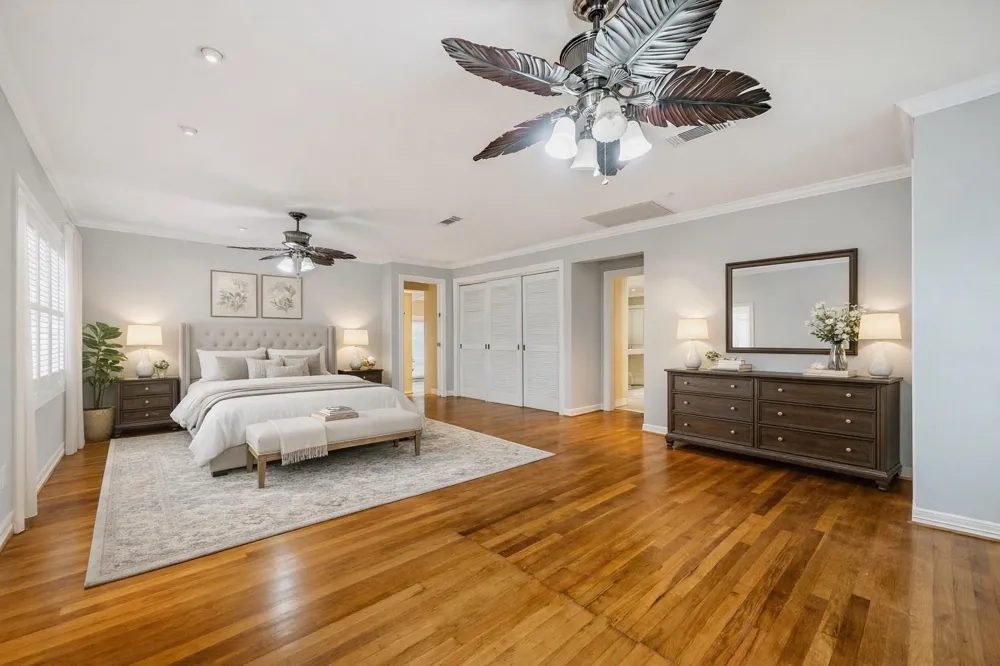 2111 Galveston Avenue Pearland, TX 77581