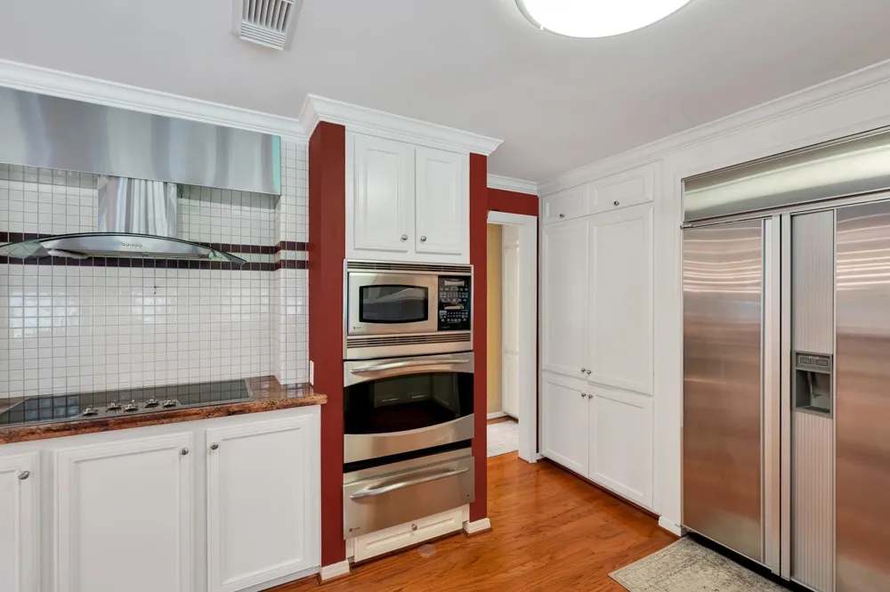2111 Galveston Avenue Pearland, TX 77581