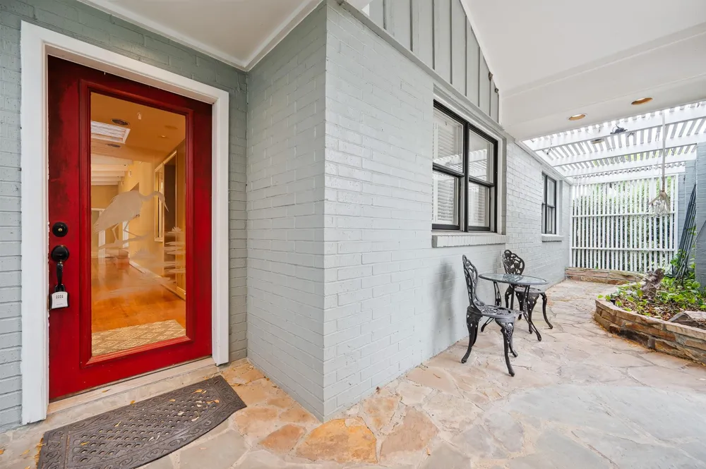 2111 Galveston Avenue Pearland, TX 77581