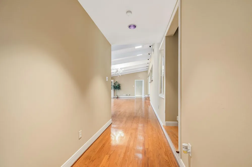 2111 Galveston Avenue Pearland, TX 77581